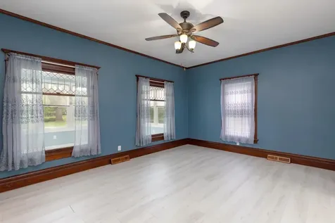 1245 Hawley Street Jesup IA 50648