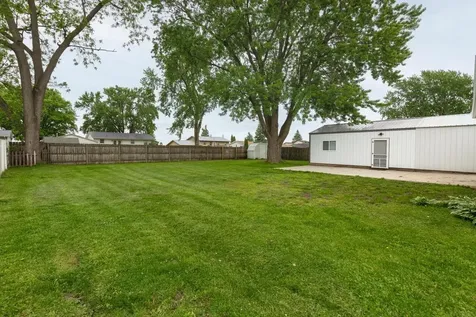1245 Hawley Street Jesup IA 50648