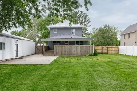 1245 Hawley Street Jesup IA 50648