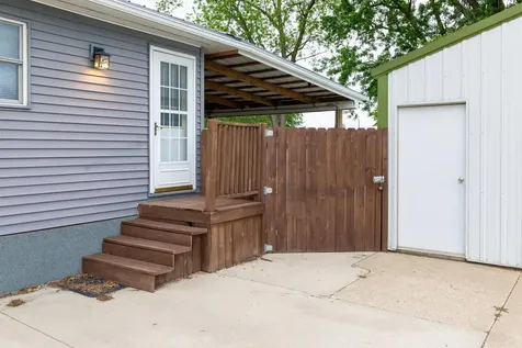 1245 Hawley Street Jesup IA 50648