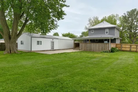 1245 Hawley Street Jesup IA 50648