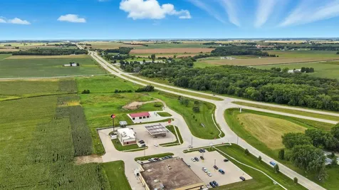 11.55 S Highway 63 Denver IA 50622