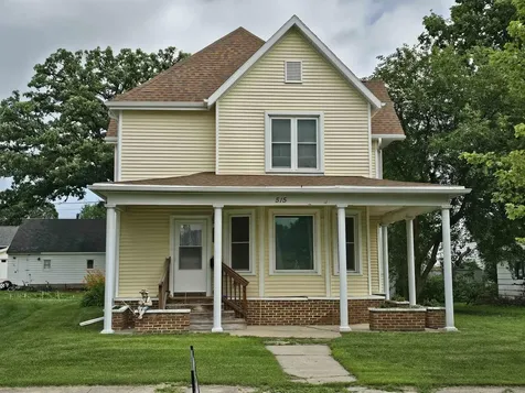 515 2nd Avenue Ackley IA 50601