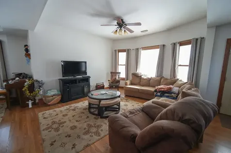 515 2nd Avenue Ackley IA 50601