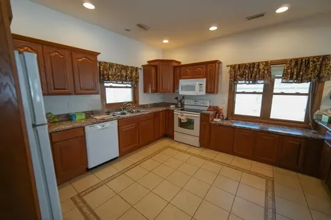 515 2nd Avenue Ackley IA 50601