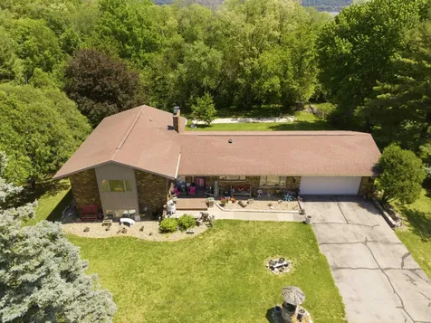 607 Acre Street Guttenberg IA 52052