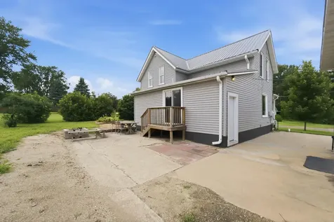 613 Wapsie Street Sumner IA 50674