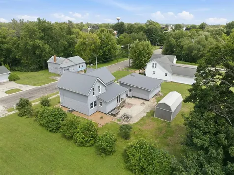 613 Wapsie Street Sumner IA 50674