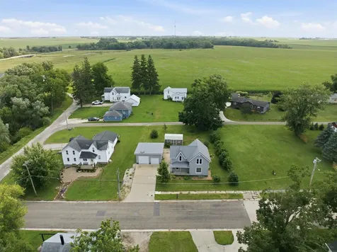 613 Wapsie Street Sumner IA 50674