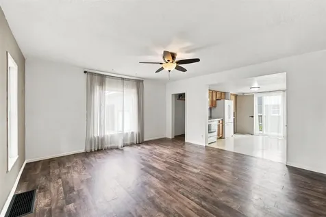 613 Wapsie Street Sumner IA 50674