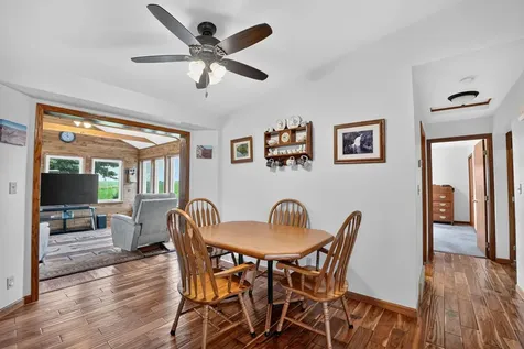 1147 230th Waverly IA 50677