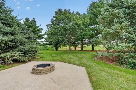 1147 230th Waverly IA 50677