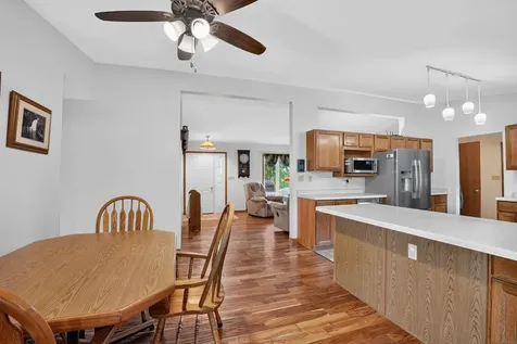 1147 230th Waverly IA 50677