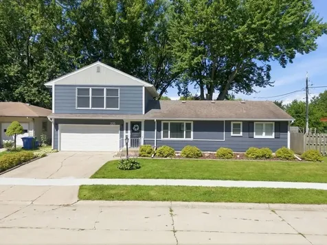 225 Charles Street Charles City IA 50616