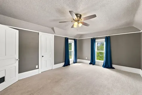 504 Walnut Street Cedar Falls IA 50613