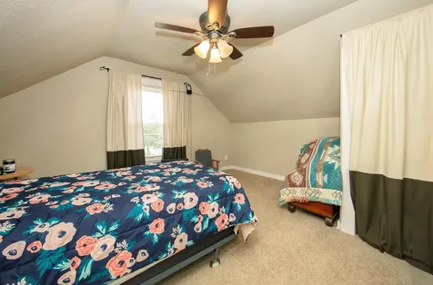 516 3rd Street SW Waverly IA 50677