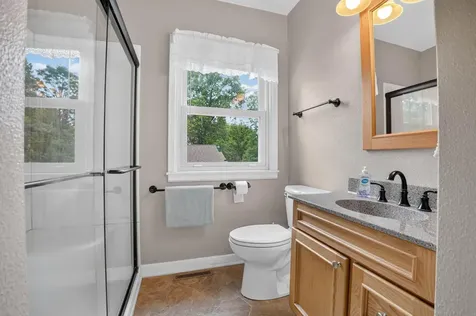 3911 S Main Street Cedar Falls IA 50613