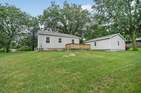 3911 S Main Street Cedar Falls IA 50613