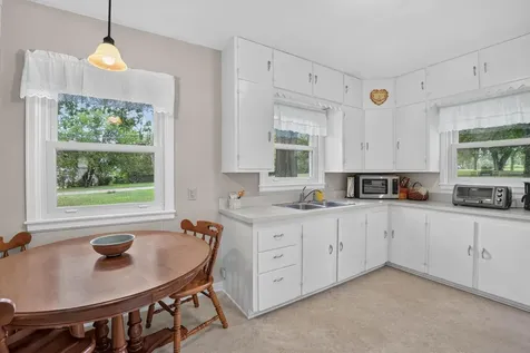 3911 S Main Street Cedar Falls IA 50613