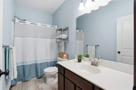 1229 Partridge Lane Waterloo IA 50701