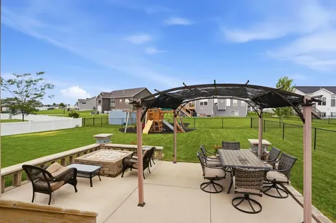 1229 Partridge Lane Waterloo IA 50701