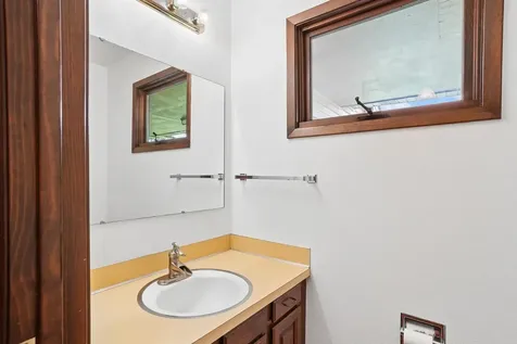 14303 University Avenue Cedar Falls IA 50613