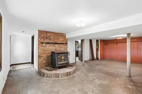 14303 University Avenue Cedar Falls IA 50613