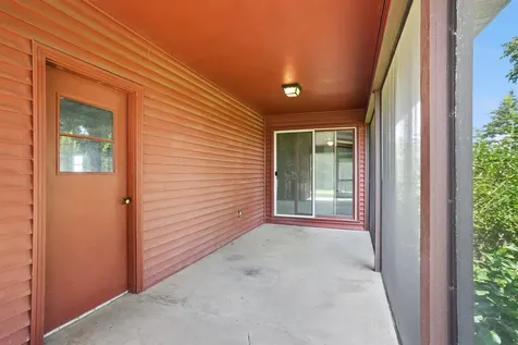 14303 University Avenue Cedar Falls IA 50613