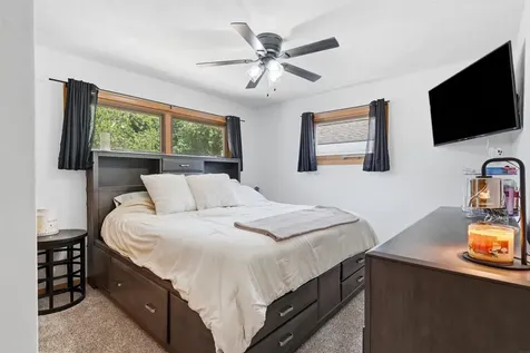 126 Highland Drive Cedar Falls IA 50613