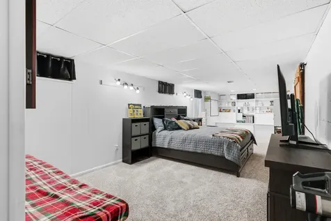 126 Highland Drive Cedar Falls IA 50613
