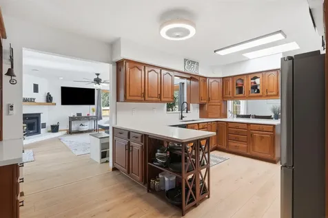 126 Highland Drive Cedar Falls IA 50613