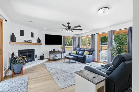 126 Highland Drive Cedar Falls IA 50613