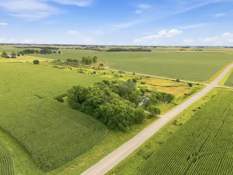 1892 Ivanhoe Avenue New Hampton IA 50659
