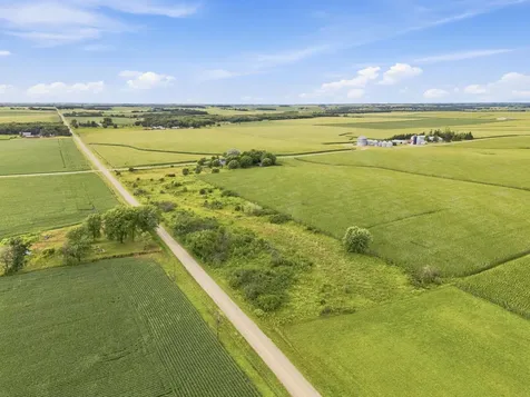 1892 Ivanhoe Avenue New Hampton IA 50659