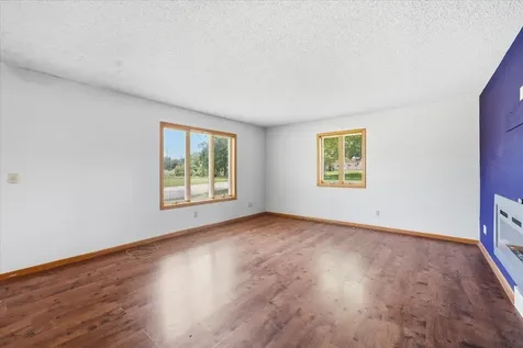 1002 7th Street Eldora IA 50627