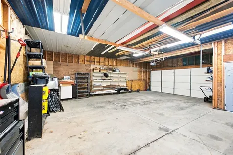 1207 6th Street Grundy Center IA 50638
