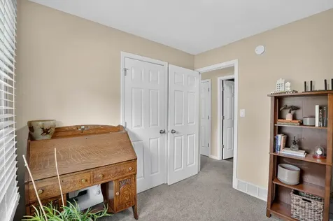 122 Bergstrom Boulevard Cedar Falls IA 50613