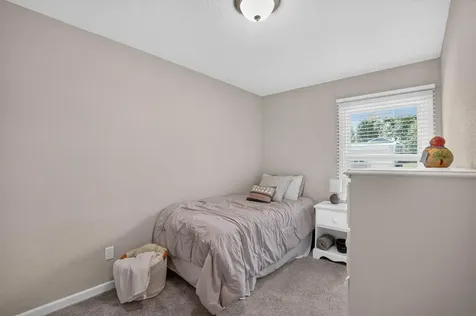 122 Bergstrom Boulevard Cedar Falls IA 50613