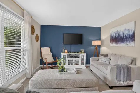 122 Bergstrom Boulevard Cedar Falls IA 50613