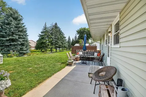 122 Bergstrom Boulevard Cedar Falls IA 50613