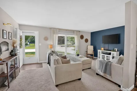 122 Bergstrom Boulevard Cedar Falls IA 50613
