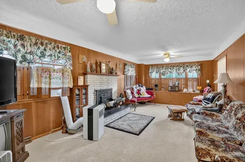 935 Prospect Boulevard Waterloo IA 50701