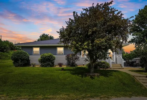 19199 Emblem Road Elkader IA 52043