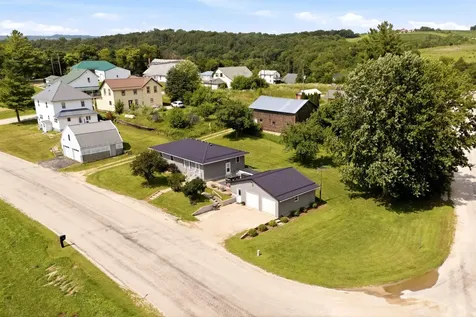 19199 Emblem Road Elkader IA 52043