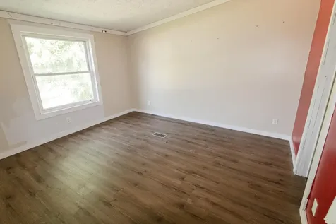 802 Nelson Avenue Independence IA 50644