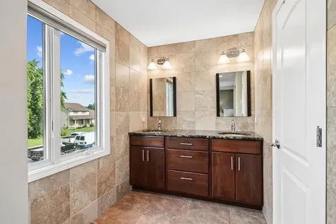 3609 Kingswood Place Waterloo IA 50701