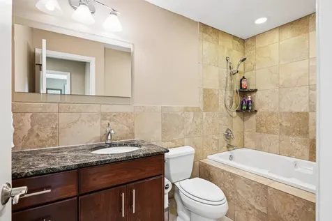 3609 Kingswood Place Waterloo IA 50701