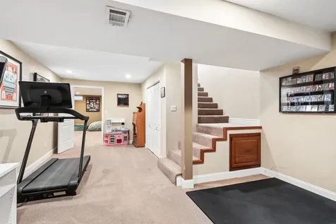 3609 Kingswood Place Waterloo IA 50701