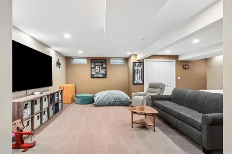 3609 Kingswood Place Waterloo IA 50701