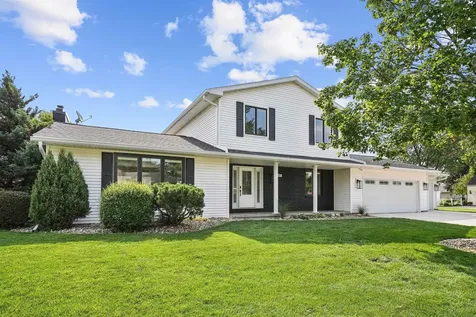 3609 Kingswood Place Waterloo IA 50701